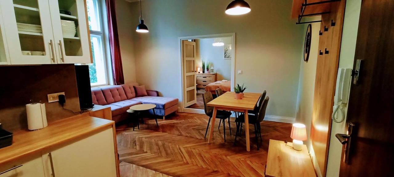Drzewna Apartamenty - Wroclawska Zielona Góra Exteriör bild